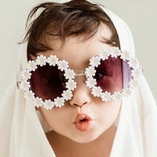 Kleine Gänseblümchen-Blumen-Dekoration, runder Rahmen, modische Reise-Sonnenbrille für Kinder